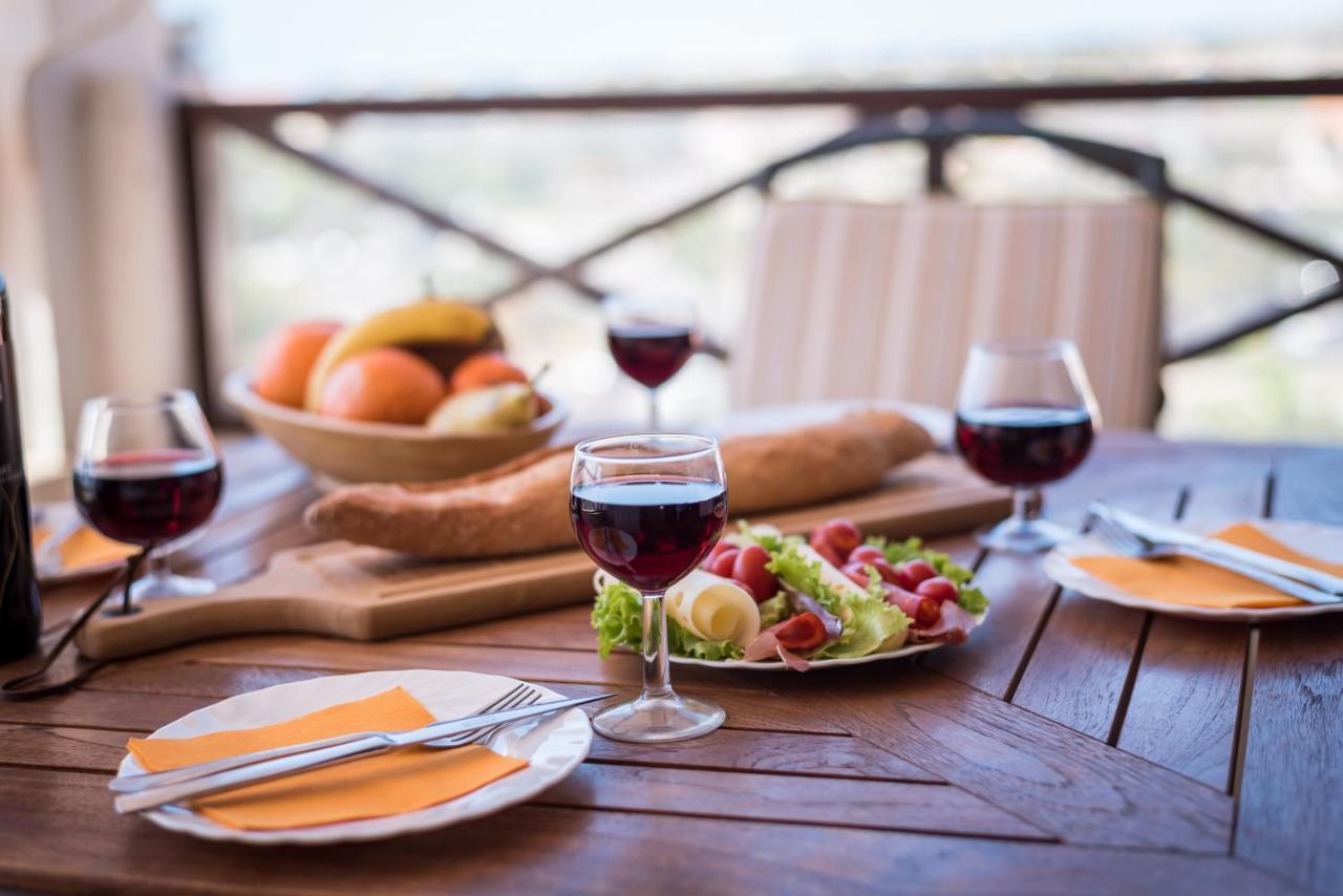 Great 'San Marino' Terrace And Pool Apartment Los Cristianos  Bagian luar foto